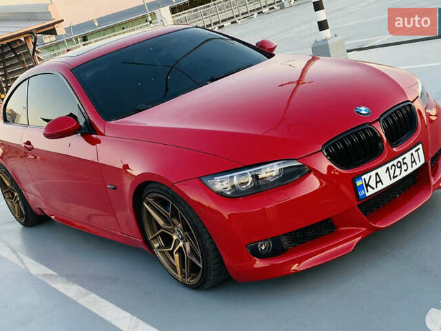 Красный БМВ 3 Серия, объемом двигателя 2.98 л и пробегом 127 тыс. км за 13000 $, фото 1 на Automoto.ua