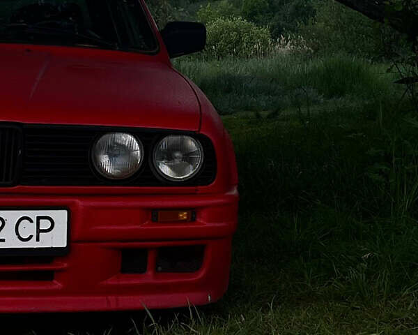 Червоний БМВ 3 Серія, об'ємом двигуна 2.4 л та пробігом 300 тис. км за 2100 $, фото 1 на Automoto.ua