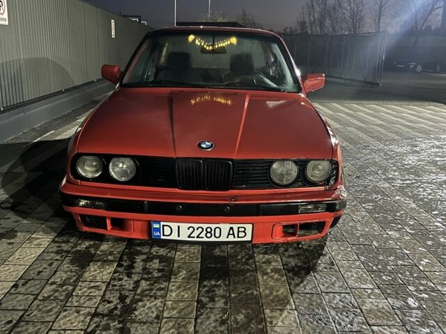 Красный БМВ 3 Серия, объемом двигателя 1.6 л и пробегом 300 тыс. км за 1900 $, фото 1 на Automoto.ua