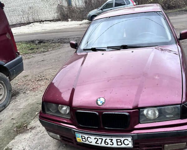 Червоний БМВ 3 Серія, об'ємом двигуна 2 л та пробігом 250 тис. км за 1800 $, фото 1 на Automoto.ua