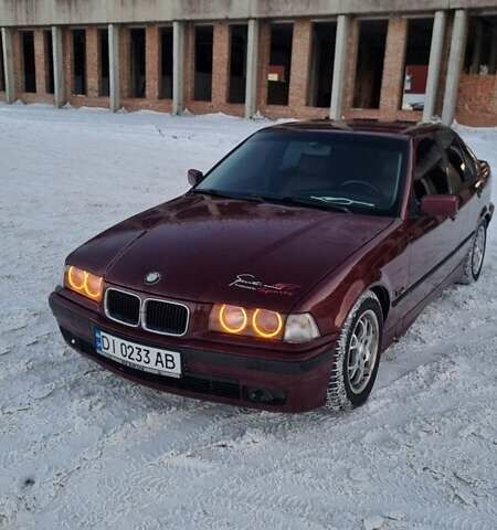Красный БМВ 3 Серия, объемом двигателя 1.6 л и пробегом 452 тыс. км за 2500 $, фото 1 на Automoto.ua