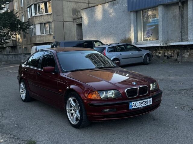 Красный БМВ 3 Серия, объемом двигателя 1.9 л и пробегом 260 тыс. км за 2952 $, фото 1 на Automoto.ua