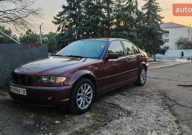 Красный БМВ 3 Серия, объемом двигателя 1.8 л и пробегом 260 тыс. км за 4999 $, фото 1 на Automoto.ua