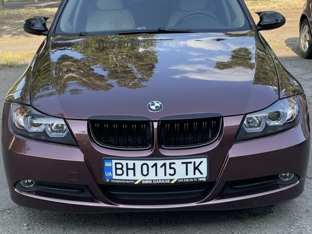 Червоний БМВ 3 Серія, об'ємом двигуна 1.8 л та пробігом 300 тис. км за 8000 $, фото 1 на Automoto.ua