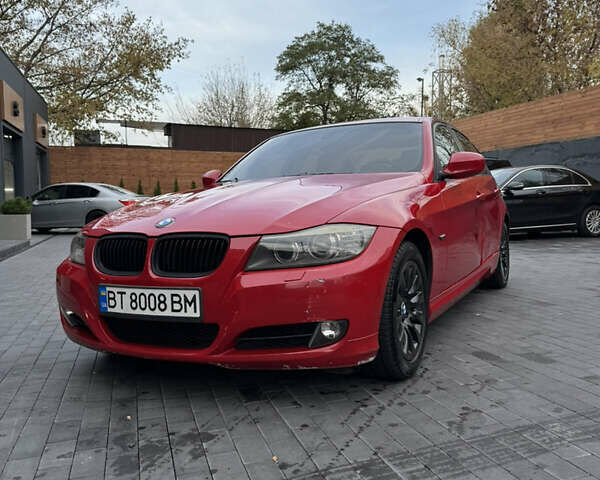 Красный БМВ 3 Серия, объемом двигателя 2.5 л и пробегом 312 тыс. км за 8008 $, фото 1 на Automoto.ua