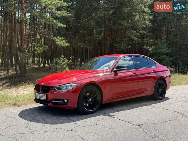 Червоний БМВ 3 Серія, об'ємом двигуна 2 л та пробігом 240 тис. км за 12800 $, фото 1 на Automoto.ua