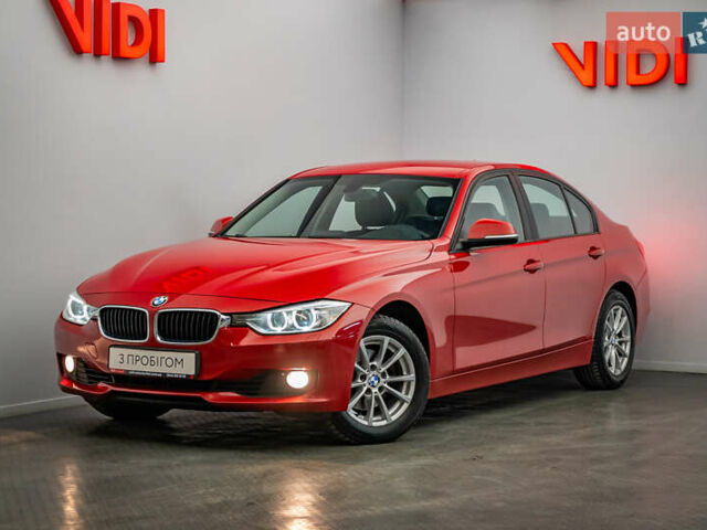 Красный БМВ 3 Серия, объемом двигателя 2 л и пробегом 124 тыс. км за 14705 $, фото 1 на Automoto.ua