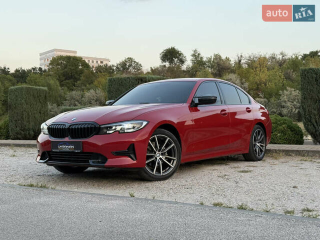 Красный БМВ 3 Серия, объемом двигателя 2 л и пробегом 19 тыс. км за 39900 $, фото 1 на Automoto.ua