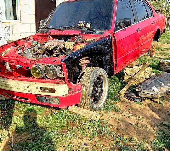 БМВ 3 Серия, объемом двигателя 2 л и пробегом 250 тыс. км за 1800 $, фото 1 на Automoto.ua