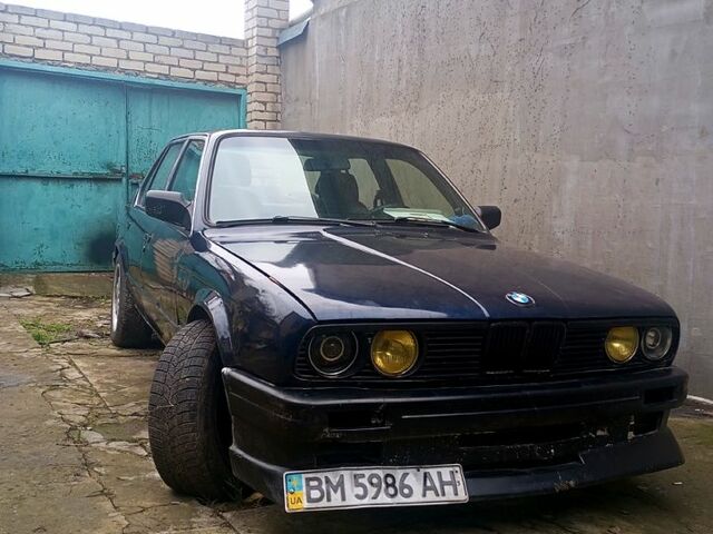 БМВ 3 Серия, объемом двигателя 2.5 л и пробегом 360 тыс. км за 1100 $, фото 1 на Automoto.ua