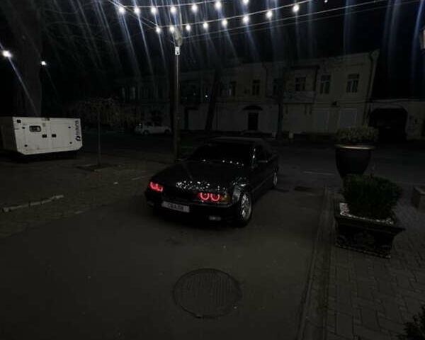 БМВ 3 Серия, объемом двигателя 2 л и пробегом 270 тыс. км за 3400 $, фото 1 на Automoto.ua