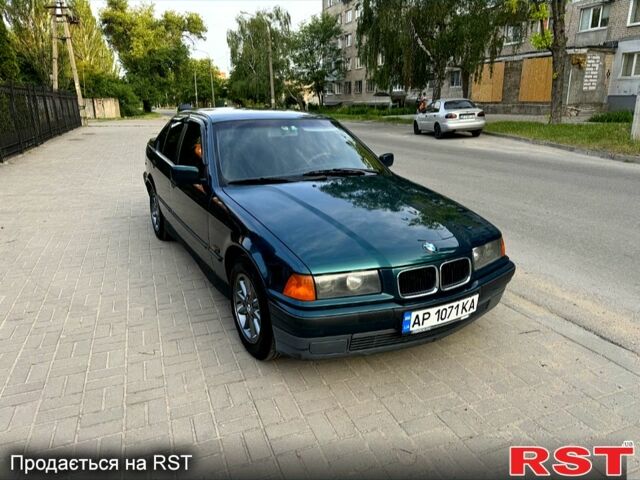 БМВ 3 Серия, объемом двигателя 2 л и пробегом 387 тыс. км за 3700 $, фото 1 на Automoto.ua