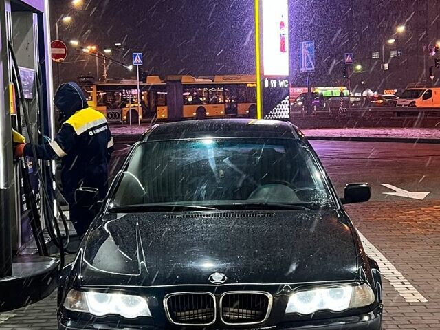 БМВ 3 Серия, объемом двигателя 19 л и пробегом 371 тыс. км за 4000 $, фото 1 на Automoto.ua