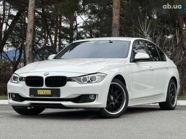 БМВ 3 Серия, объемом двигателя 2 л и пробегом 106 тыс. км за 13350 $, фото 1 на Automoto.ua