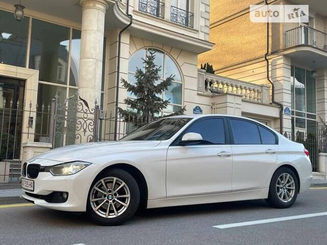 БМВ 3 Серия, объемом двигателя 2 л и пробегом 185 тыс. км за 12900 $, фото 1 на Automoto.ua