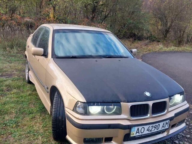 Жовтий БМВ 3 Серія, об'ємом двигуна 1.8 л та пробігом 380 тис. км за 5800 $, фото 1 на Automoto.ua