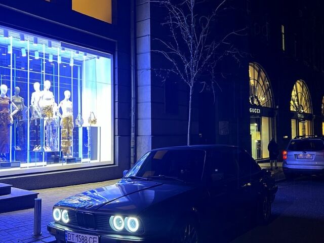 Сірий БМВ 3 Серія, об'ємом двигуна 2.5 л та пробігом 498 тис. км за 3850 $, фото 1 на Automoto.ua