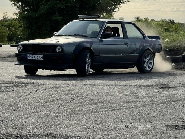 Серый БМВ 3 Серия, объемом двигателя 2.5 л и пробегом 2 тыс. км за 7300 $, фото 1 на Automoto.ua