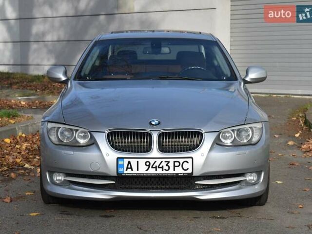 Серый БМВ 3 Серия, объемом двигателя 3 л и пробегом 132 тыс. км за 8400 $, фото 1 на Automoto.ua