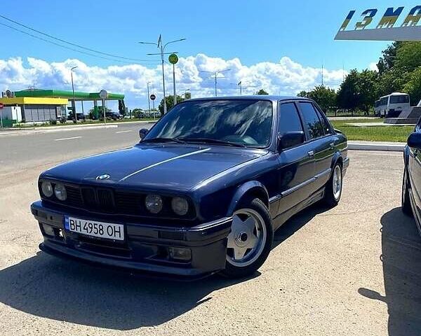 Серый БМВ 3 Серия, объемом двигателя 1.8 л и пробегом 269 тыс. км за 2400 $, фото 1 на Automoto.ua