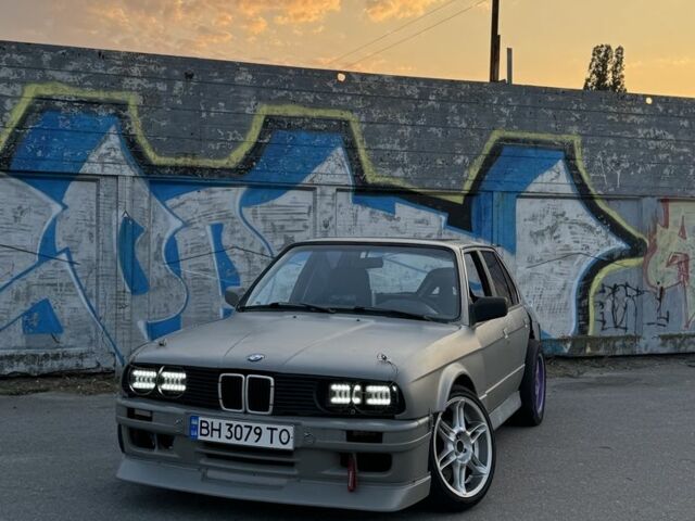 Серый БМВ 3 Серия, объемом двигателя 2.7 л и пробегом 10 тыс. км за 4500 $, фото 1 на Automoto.ua