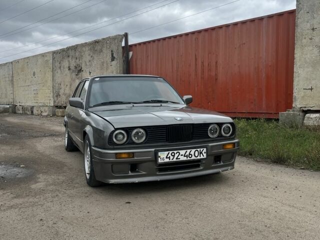 Сірий БМВ 3 Серія, об'ємом двигуна 1.8 л та пробігом 256 тис. км за 1700 $, фото 1 на Automoto.ua