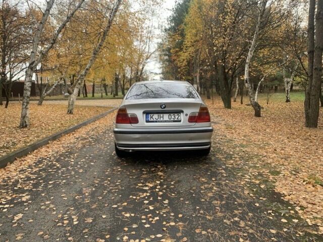 Серый БМВ 3 Серия, объемом двигателя 2 л и пробегом 28 тыс. км за 2600 $, фото 1 на Automoto.ua