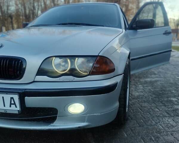 Сірий БМВ 3 Серія, об'ємом двигуна 1.95 л та пробігом 378 тис. км за 3699 $, фото 1 на Automoto.ua