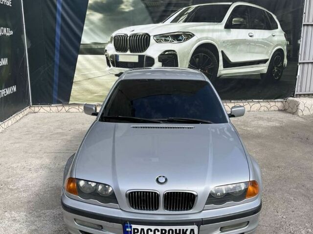 Серый БМВ 3 Серия, объемом двигателя 2 л и пробегом 314 тыс. км за 6000 $, фото 1 на Automoto.ua