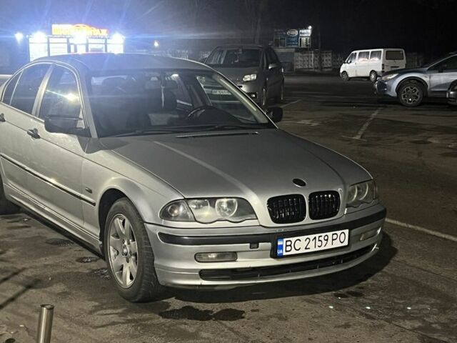 Серый БМВ 3 Серия, объемом двигателя 2 л и пробегом 380 тыс. км за 4544 $, фото 1 на Automoto.ua