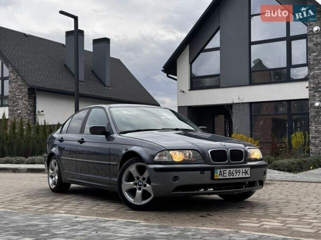 Серый БМВ 3 Серия, объемом двигателя 1.9 л и пробегом 250 тыс. км за 3350 $, фото 1 на Automoto.ua