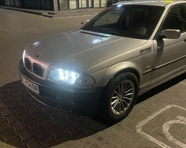 Серый БМВ 3 Серия, объемом двигателя 2 л и пробегом 360 тыс. км за 3000 $, фото 1 на Automoto.ua