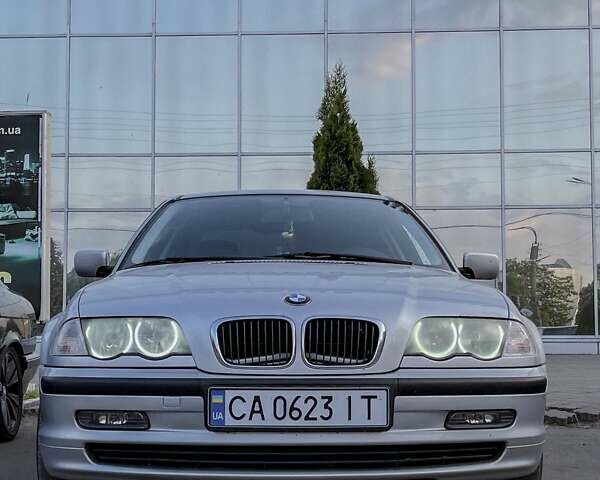 Серый БМВ 3 Серия, объемом двигателя 1.9 л и пробегом 247 тыс. км за 4800 $, фото 1 на Automoto.ua