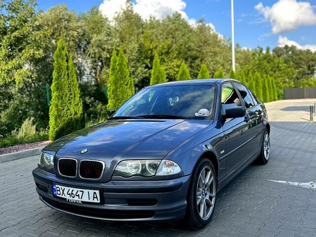 Серый БМВ 3 Серия, объемом двигателя 2 л и пробегом 247 тыс. км за 4500 $, фото 1 на Automoto.ua