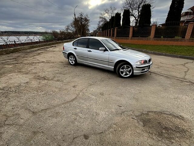 Серый БМВ 3 Серия, объемом двигателя 2 л и пробегом 0 тыс. км за 4400 $, фото 1 на Automoto.ua