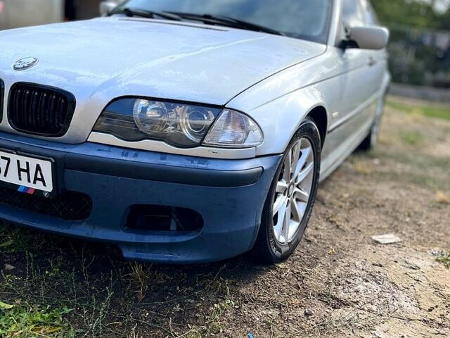 Серый БМВ 3 Серия, объемом двигателя 2 л и пробегом 352 тыс. км за 3200 $, фото 1 на Automoto.ua