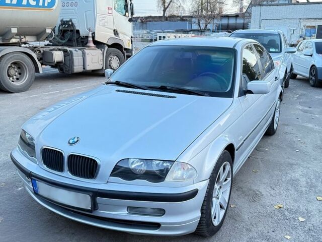 Сірий БМВ 3 Серія, об'ємом двигуна 2 л та пробігом 334 тис. км за 3300 $, фото 1 на Automoto.ua