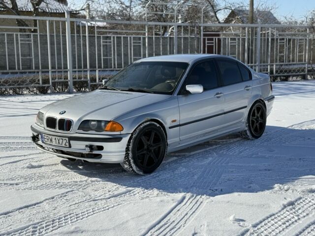 Серый БМВ 3 Серия, объемом двигателя 2 л и пробегом 300 тыс. км за 2000 $, фото 1 на Automoto.ua