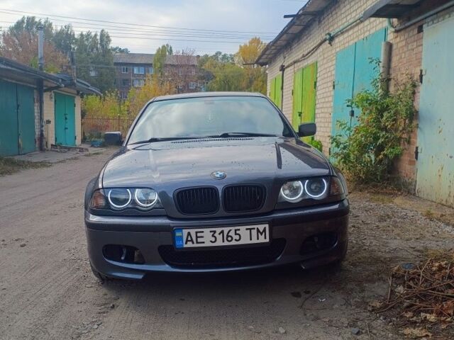 Серый БМВ 3 Серия, объемом двигателя 2.9 л и пробегом 318 тыс. км за 5800 $, фото 1 на Automoto.ua