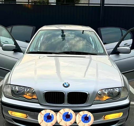 Серый БМВ 3 Серия, объемом двигателя 2.5 л и пробегом 300 тыс. км за 4600 $, фото 1 на Automoto.ua