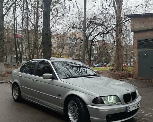 Серый БМВ 3 Серия, объемом двигателя 2 л и пробегом 388 тыс. км за 4600 $, фото 1 на Automoto.ua