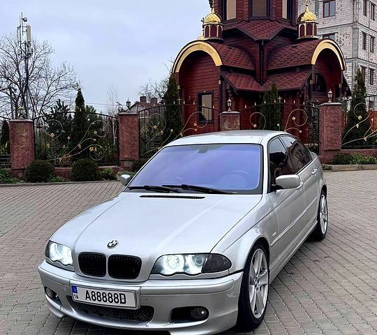 Серый БМВ 3 Серия, объемом двигателя 30 л и пробегом 300 тыс. км за 5600 $, фото 1 на Automoto.ua