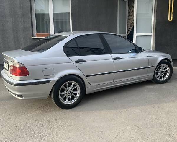 Серый БМВ 3 Серия, объемом двигателя 1.9 л и пробегом 290 тыс. км за 4450 $, фото 1 на Automoto.ua