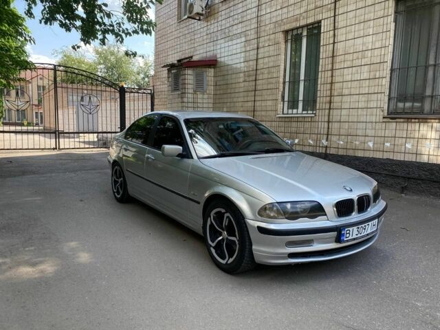 Серый БМВ 3 Серия, объемом двигателя 2 л и пробегом 1 тыс. км за 4650 $, фото 1 на Automoto.ua