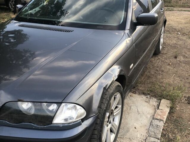 Серый БМВ 3 Серия, объемом двигателя 3 л и пробегом 400 тыс. км за 2500 $, фото 1 на Automoto.ua