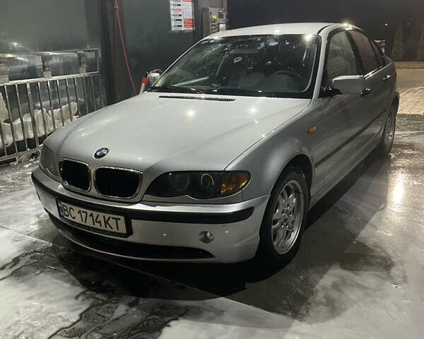 Серый БМВ 3 Серия, объемом двигателя 1.8 л и пробегом 258 тыс. км за 4500 $, фото 1 на Automoto.ua
