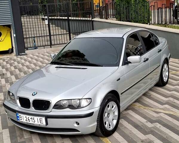 Серый БМВ 3 Серия, объемом двигателя 1.8 л и пробегом 215 тыс. км за 5250 $, фото 1 на Automoto.ua