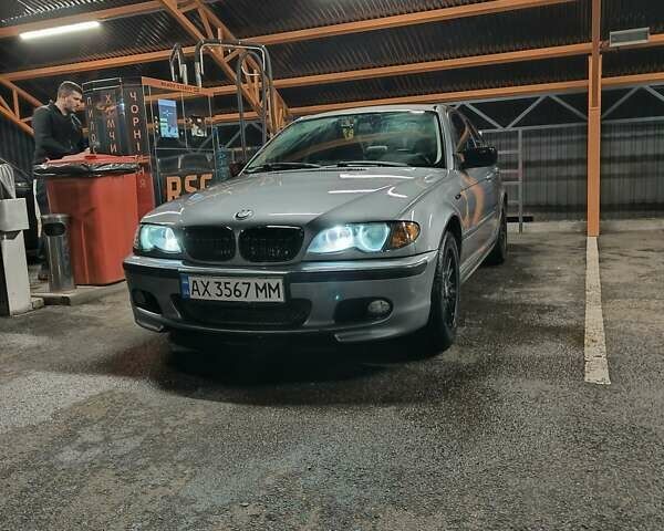 Серый БМВ 3 Серия, объемом двигателя 1.8 л и пробегом 380 тыс. км за 4400 $, фото 1 на Automoto.ua