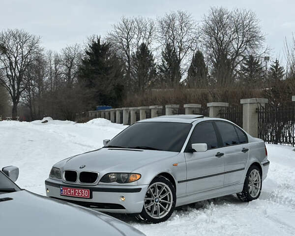 Серый БМВ 3 Серия, объемом двигателя 2 л и пробегом 251 тыс. км за 6000 $, фото 1 на Automoto.ua