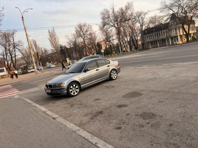 Серый БМВ 3 Серия, объемом двигателя 2 л и пробегом 330 тыс. км за 3500 $, фото 1 на Automoto.ua